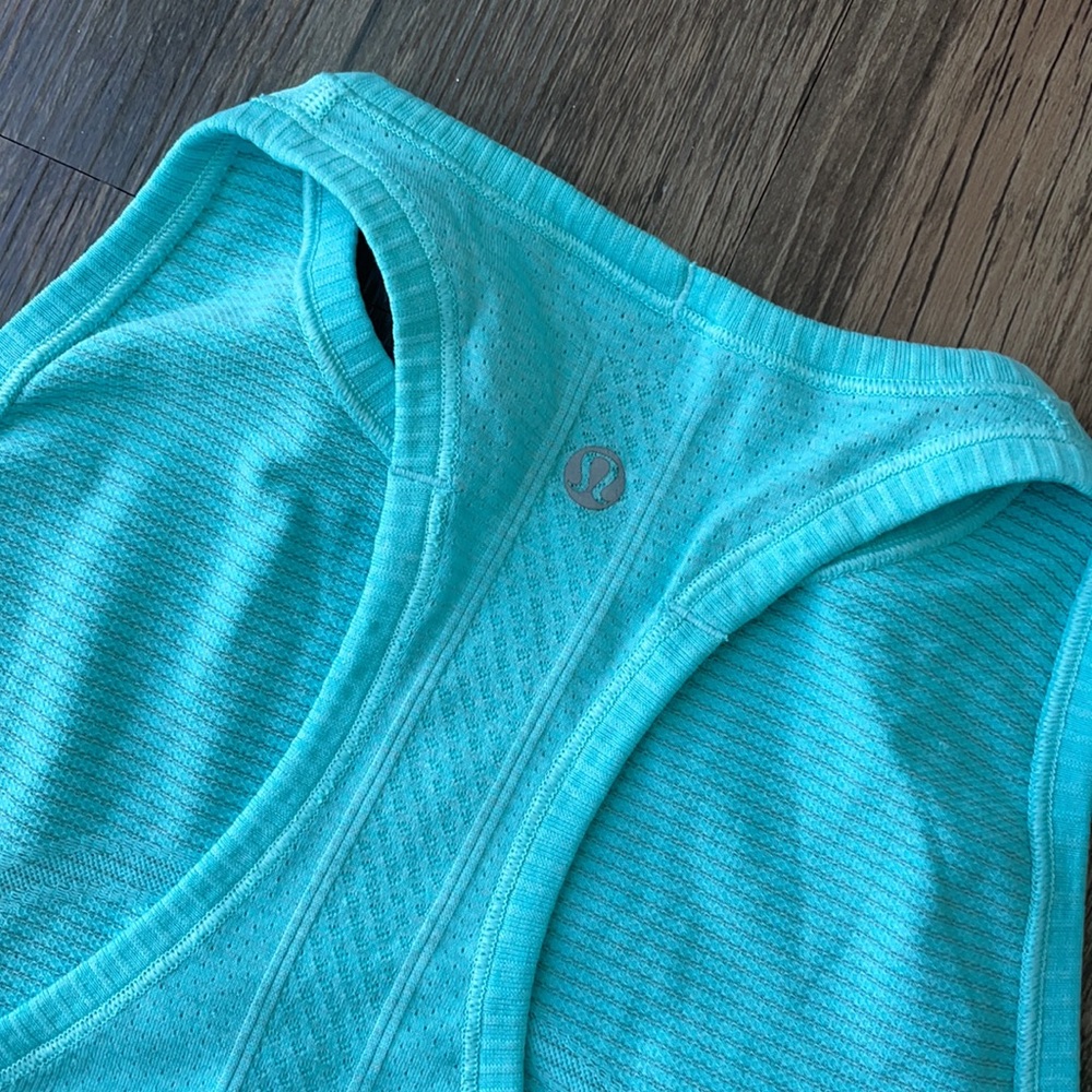 Lululemon Swiftly Tech Racerback - High Neck - Picture 6 of 7
